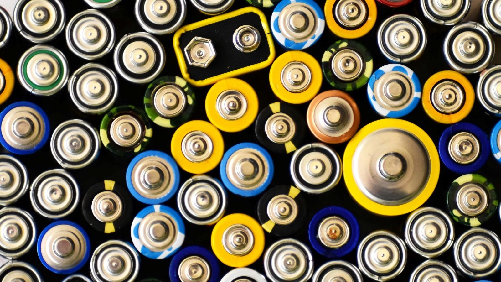 Elektriği Üretiyoruz Sıra Saklayabilmekte