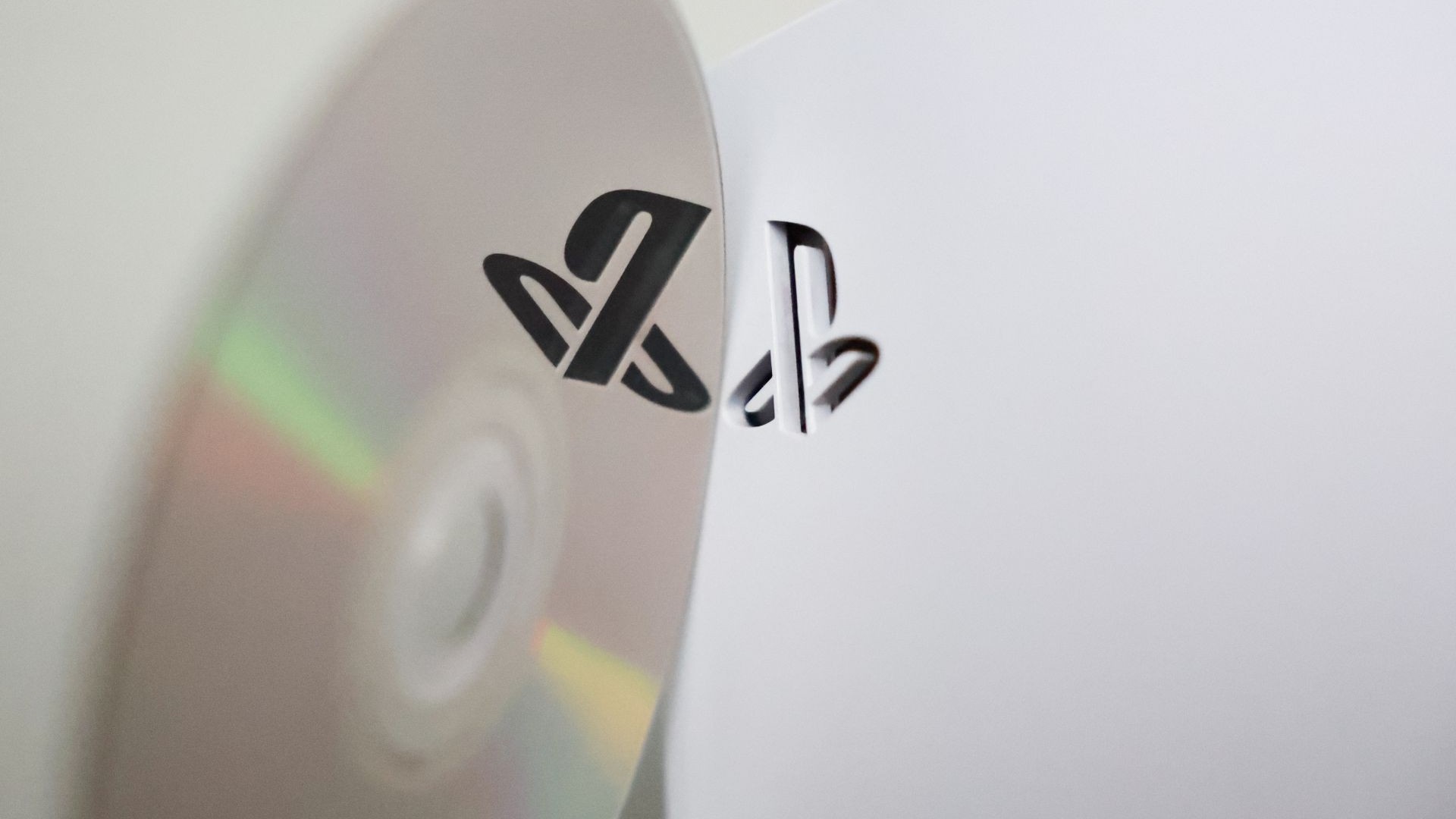 Sony PlayStation, Fiziksel Ortamların Tabutuna Son Çiviyi Çakıyor