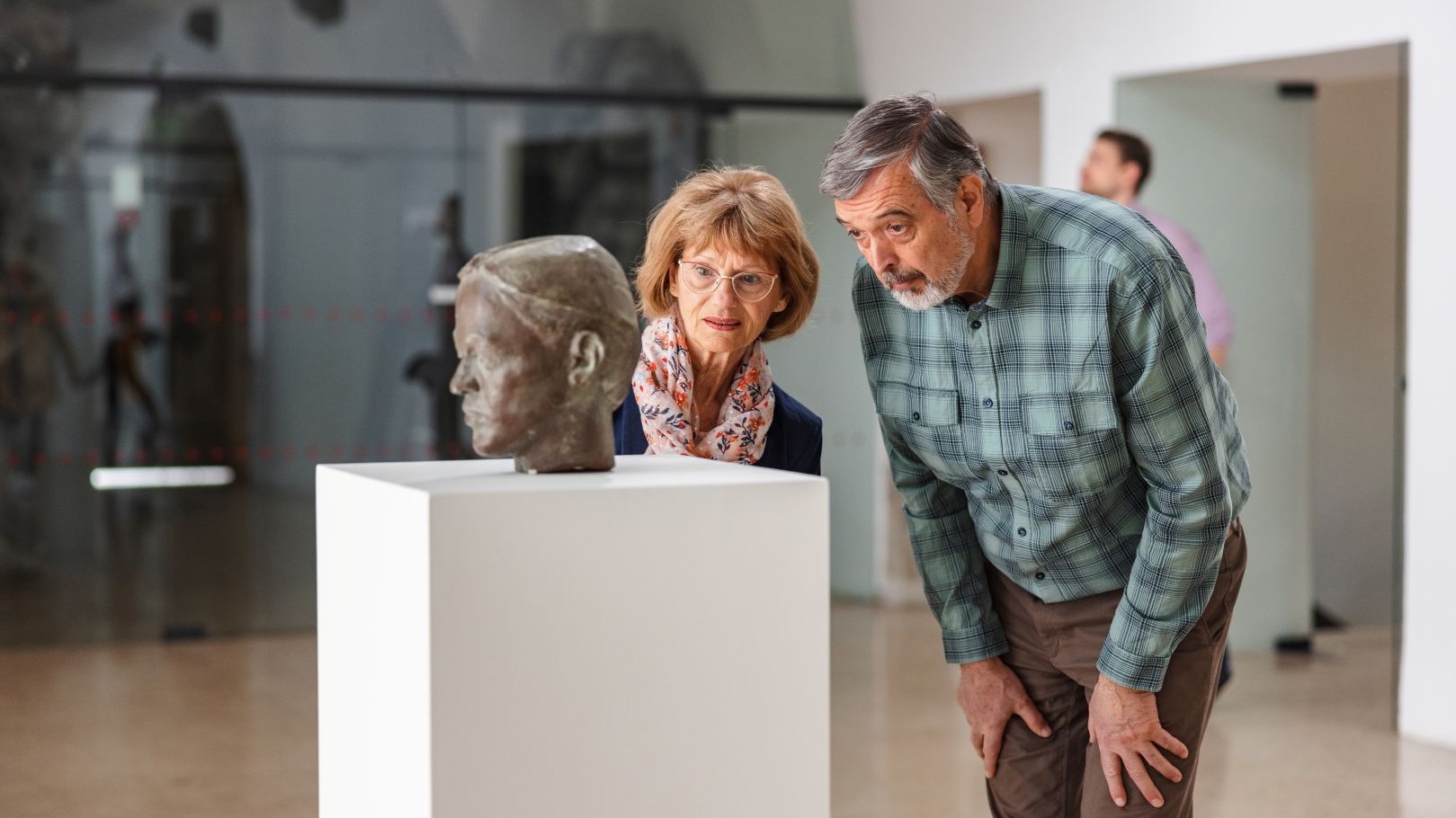 Sanat müzelerini ve sinemaları en sık ziyaret eden yaşlı yetişkinlerin fiziksel olarak ‘daha genç’ olduğu ne kadar doğru?